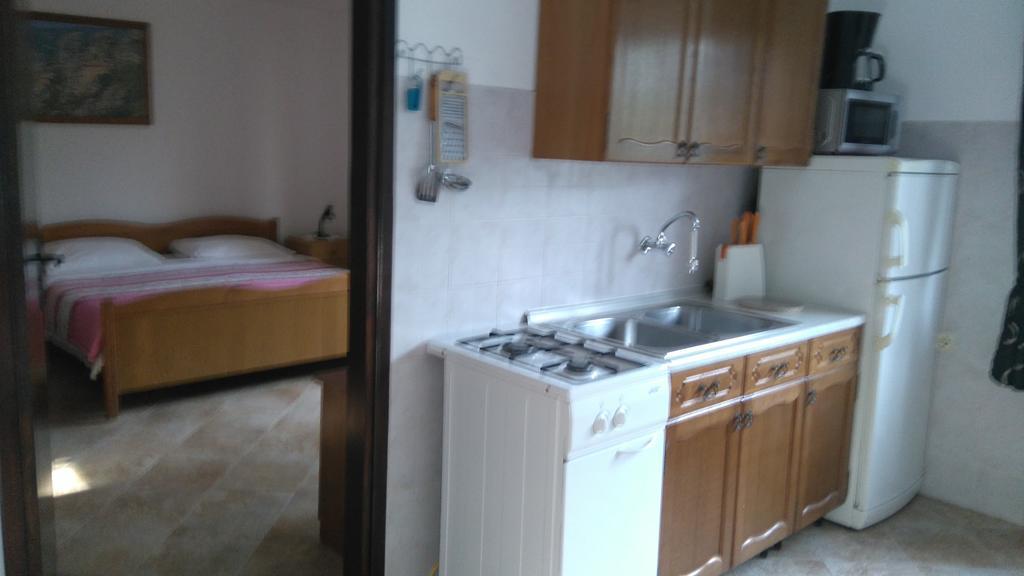 Nella Apartments Шишан Екстер'єр фото